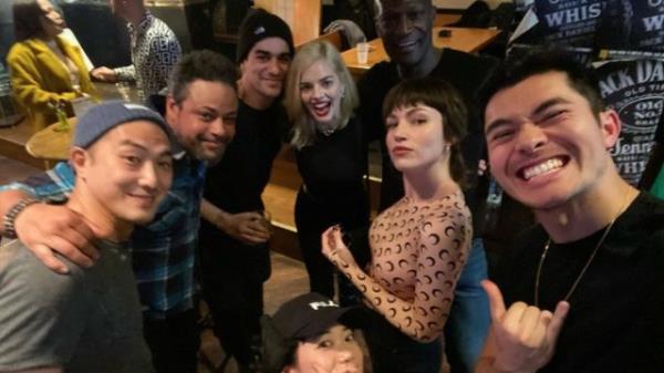 samara weaving with snake eyes co-stars in Japan